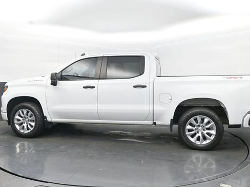 Used 2023 Chevrolet Silverado 1500 Custom image 7