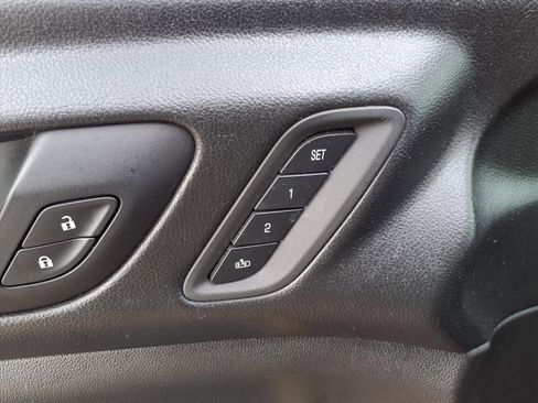 Used 2018 GMC Acadia Denali w/ Technology Package image 22