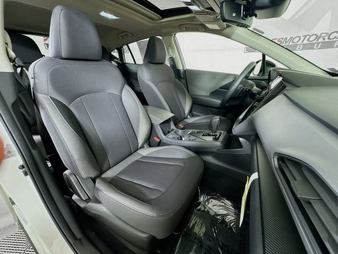 Used 2025 Subaru Crosstrek 2.0i Premium image 27