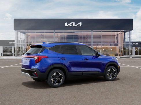 New 2026 Kia Seltos S FWD image 6