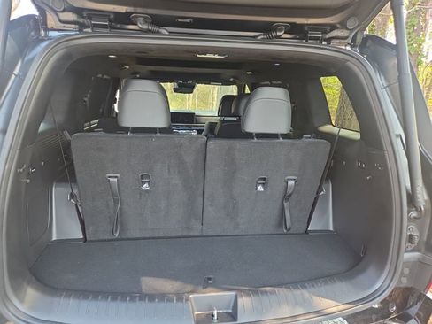 Used 2025 Hyundai Santa Fe Calligraphy image 12