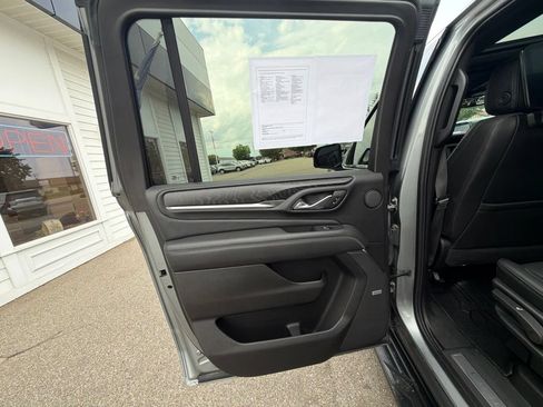 Certified 2023 GMC Yukon XL Denali AWD/4WD image 26