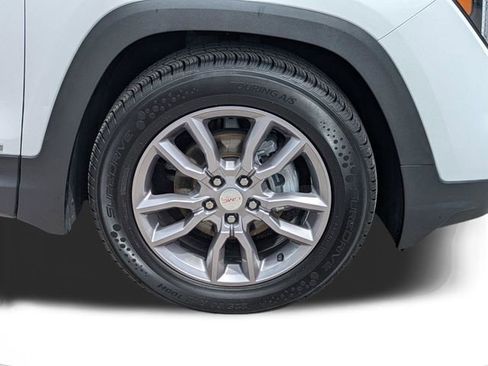 Used 2023 GMC Terrain SLT FWD image 11