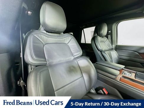 Used 2023 Lincoln Navigator L Reserve AWD/4WD image 32