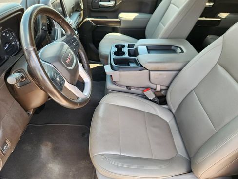 Used 2022 GMC Sierra 2500 SLT w/ X31 Off-Road Package AWD/4WD image 13