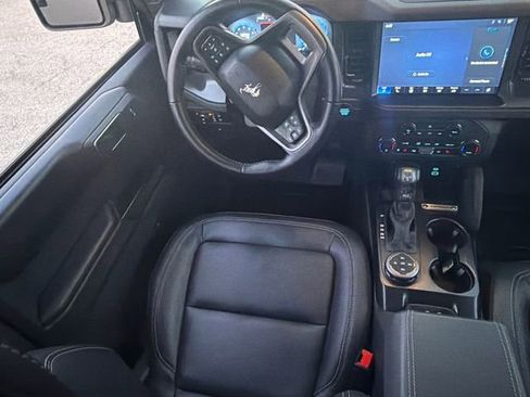 Used 2025 Ford Bronco Badlands AWD/4WD image 21
