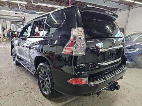 Used 2023 Lexus GX 460 Premium w/ Premium Package image 3