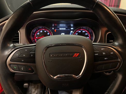 Used 2020 Dodge Charger SXT w/ Leather Interior Group RWD image 27