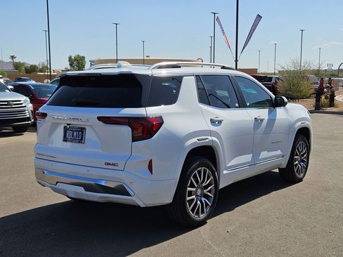 Used 2026 GMC Terrain Denali AWD/4WD image 5