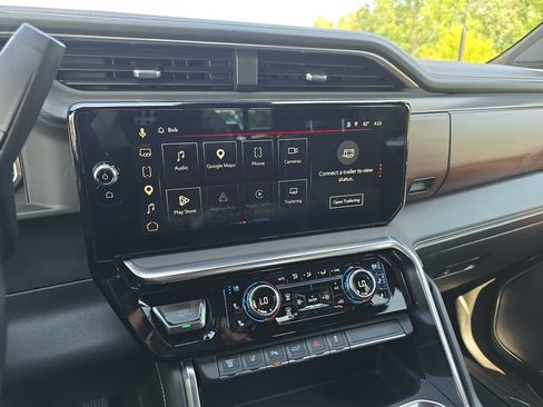 Used 2024 GMC Sierra 3500 Denali Ultimate AWD/4WD image 22