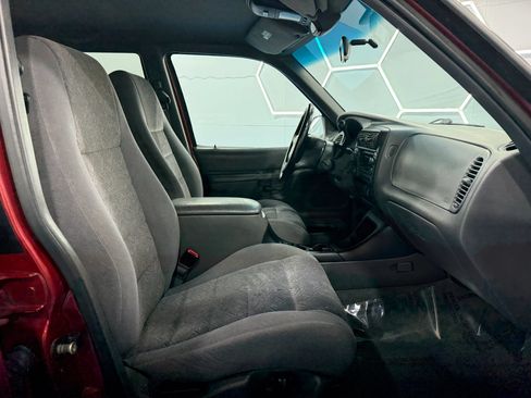 Used 1999 Ford Explorer 4WD 4-Door image 19