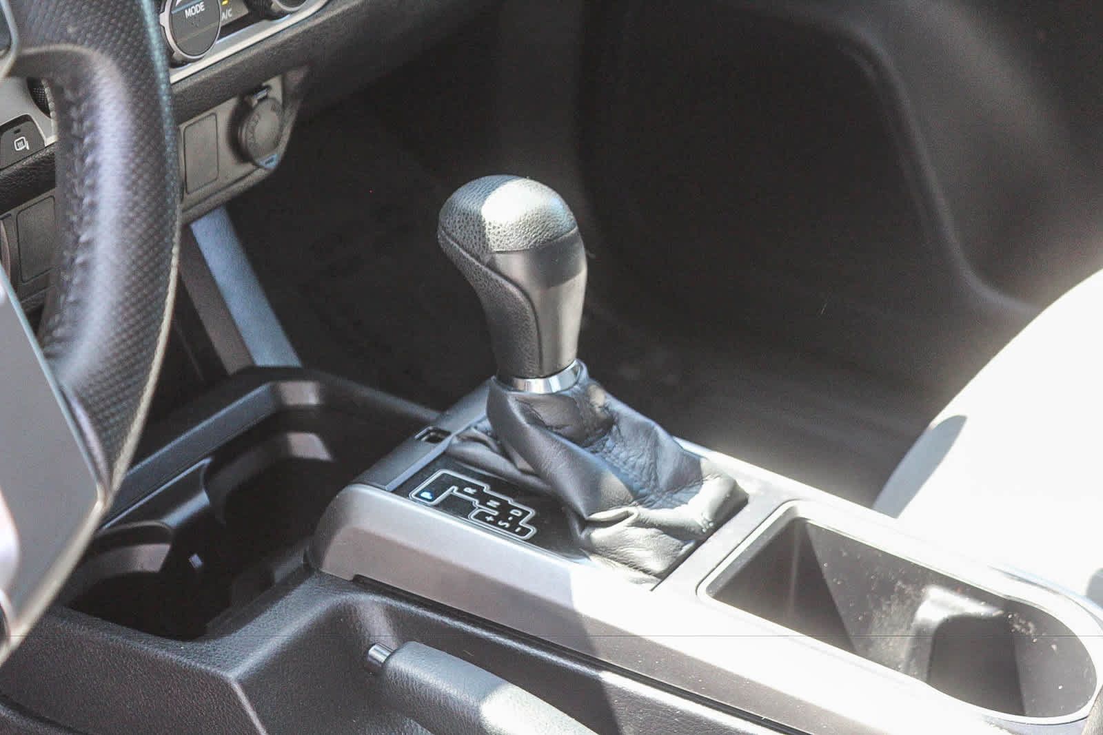 Used 2021 Toyota Tacoma SR5 RWD image 24
