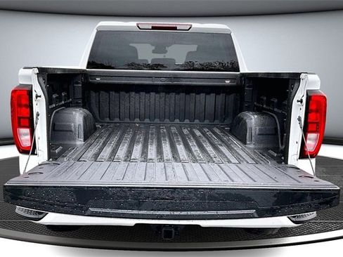 Used 2023 GMC Sierra 1500 Elevation image 7