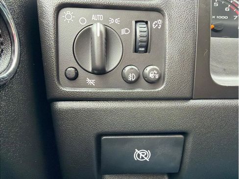 Used 2009 Chevrolet Colorado LT AWD/4WD image 19