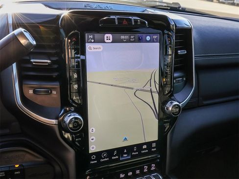 Used 2022 RAM 3500 Laramie image 37