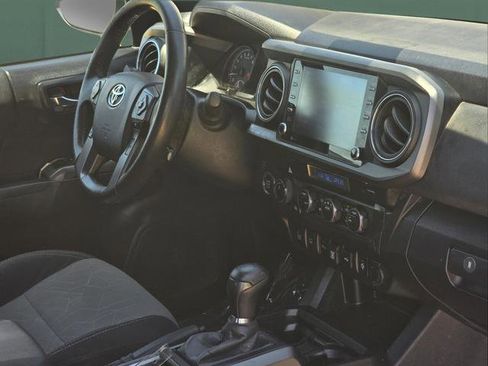 Used 2023 Toyota Tacoma TRD Sport w/ Advanced Technology Package AWD/4WD image 29