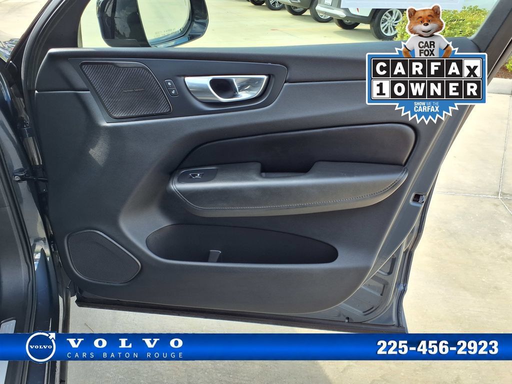 Certified 2023 Volvo XC60 B5 Plus w/ Climate Package AWD/4WD image 20