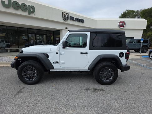 New 2026 Jeep Wrangler Sport S image 7