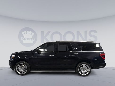Used 2023 Ford Expedition Max Limited AWD/4WD image 2