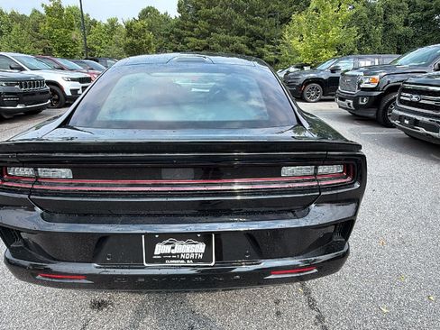 Used 2024 Dodge Charger Daytona Scat Pack w/ Plus Group AWD/4WD image 9