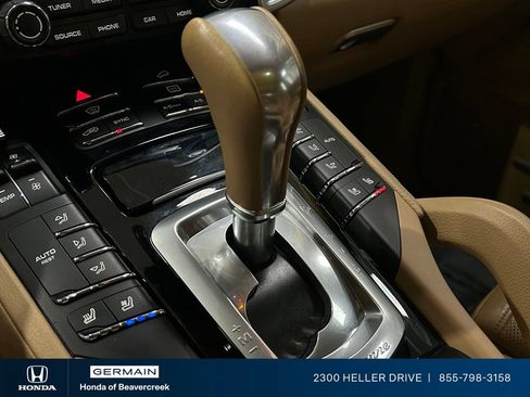 Used 2017 Porsche Cayenne AWD/4WD image 25