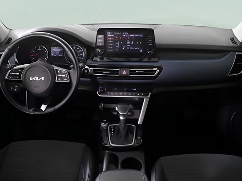 Used 2023 Kia Seltos S image 28