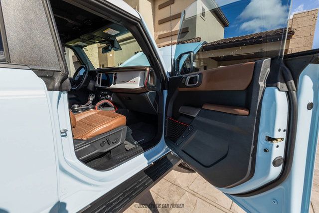Used 2023 Ford Bronco Heritage Edition AWD/4WD image 30