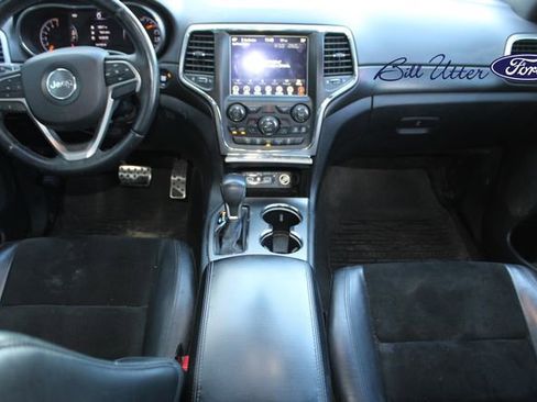 Used 2018 Jeep Grand Cherokee Altitude image 15