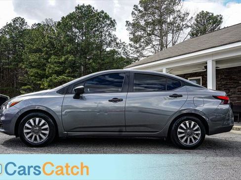 Used 2021 Nissan Versa S image 11