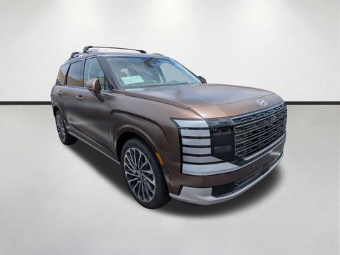 New 2026 Hyundai Palisade Calligraphy FWD image 2