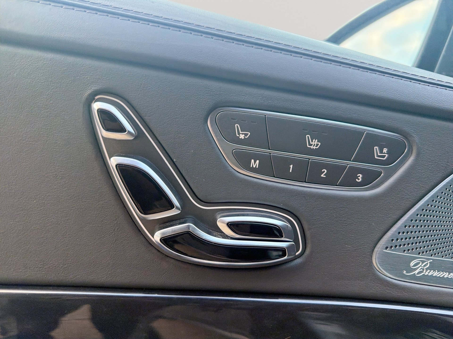 Used 2020 Mercedes-Benz S 560 Sedan image 14
