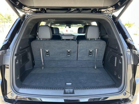Used 2025 Buick Enclave Sport Touring FWD image 26