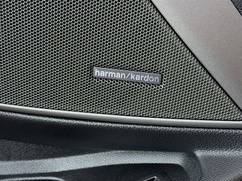 Used 2023 BMW 330i xDrive Sedan w/ M Sport Package image 4