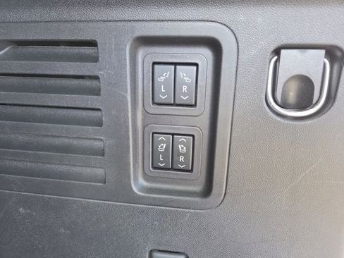 Certified 2024 Chevrolet Traverse RS w/ LPO, Floor Liner Package image 20