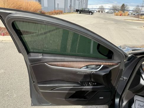 Used 2018 Cadillac XTS Luxury image 13