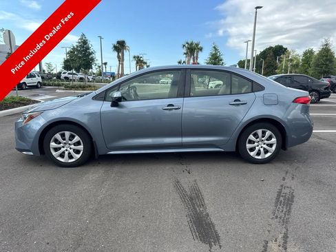 Used 2023 Toyota Corolla LE FWD image 2