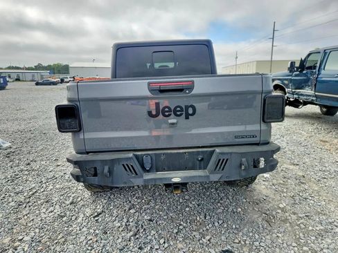 Used 2021 Jeep Gladiator Sport AWD/4WD image 6