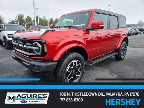 Used 2022 Ford Bronco Outer Banks image 1