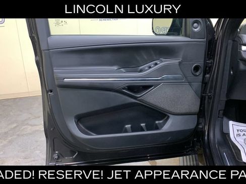 Used 2025 Lincoln Navigator Reserve w/ Jet Appearance Package AWD/4WD image 32