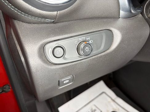 Used 2021 Chevrolet Blazer LT image 14