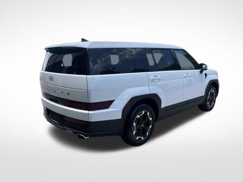 Used 2026 Hyundai Santa Fe SE FWD image 3