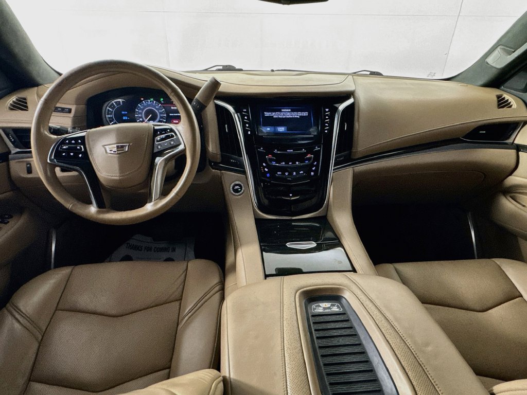 Used 2019 Cadillac Escalade ESV Platinum RWD image 26