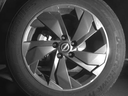 Used 2024 Nissan Rogue SV FWD image 12