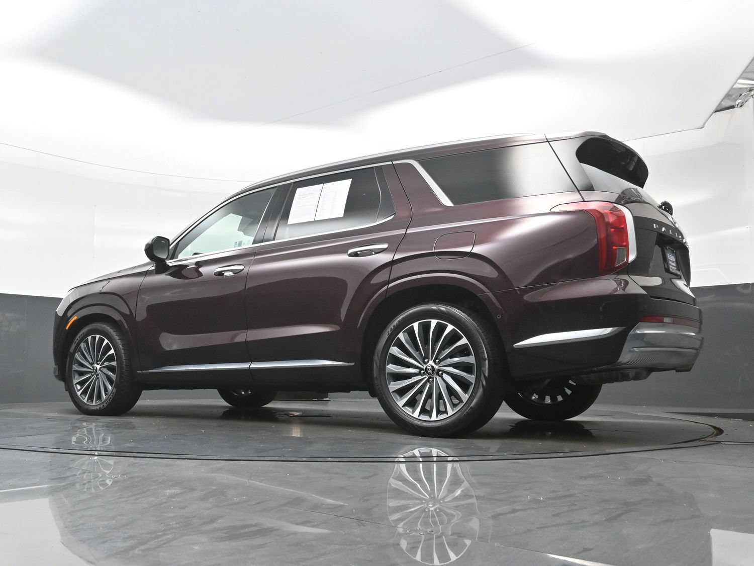 Certified 2024 Hyundai Palisade Calligraphy AWD/4WD image 32