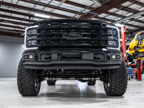 New 2025 Ford F250 Lariat w/ Lariat Ultimate Package image 9