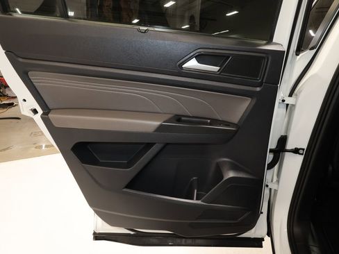 Used 2022 Volkswagen Atlas SE image 20