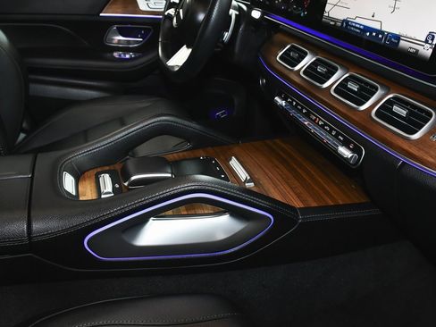 Used 2025 Mercedes-Benz GLS 450 GLS 450 image 74