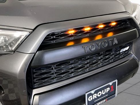 Used 2019 Toyota 4Runner TRD Off-Road Premium AWD/4WD image 27