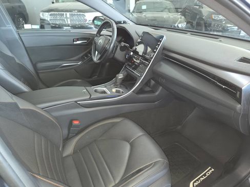 Used 2019 Toyota Avalon Touring w/ All Weather Liner Package FWD image 27