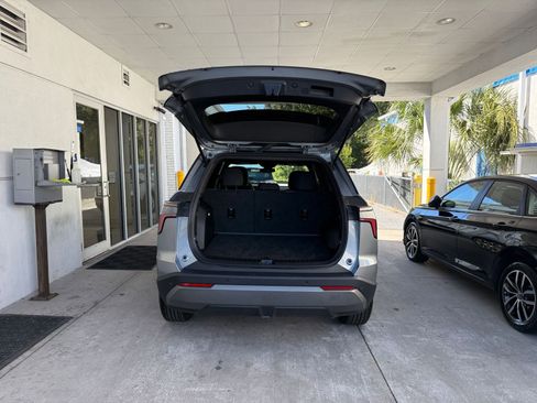 Used 2025 Chevrolet Equinox LT image 31